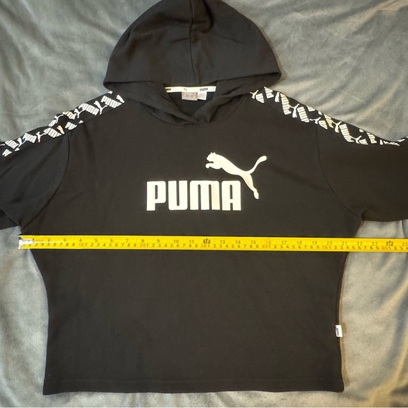 Puma Women's Black Hoodie with White Logo and Patterned Sleeves
#1196 - Picture 2 of 10